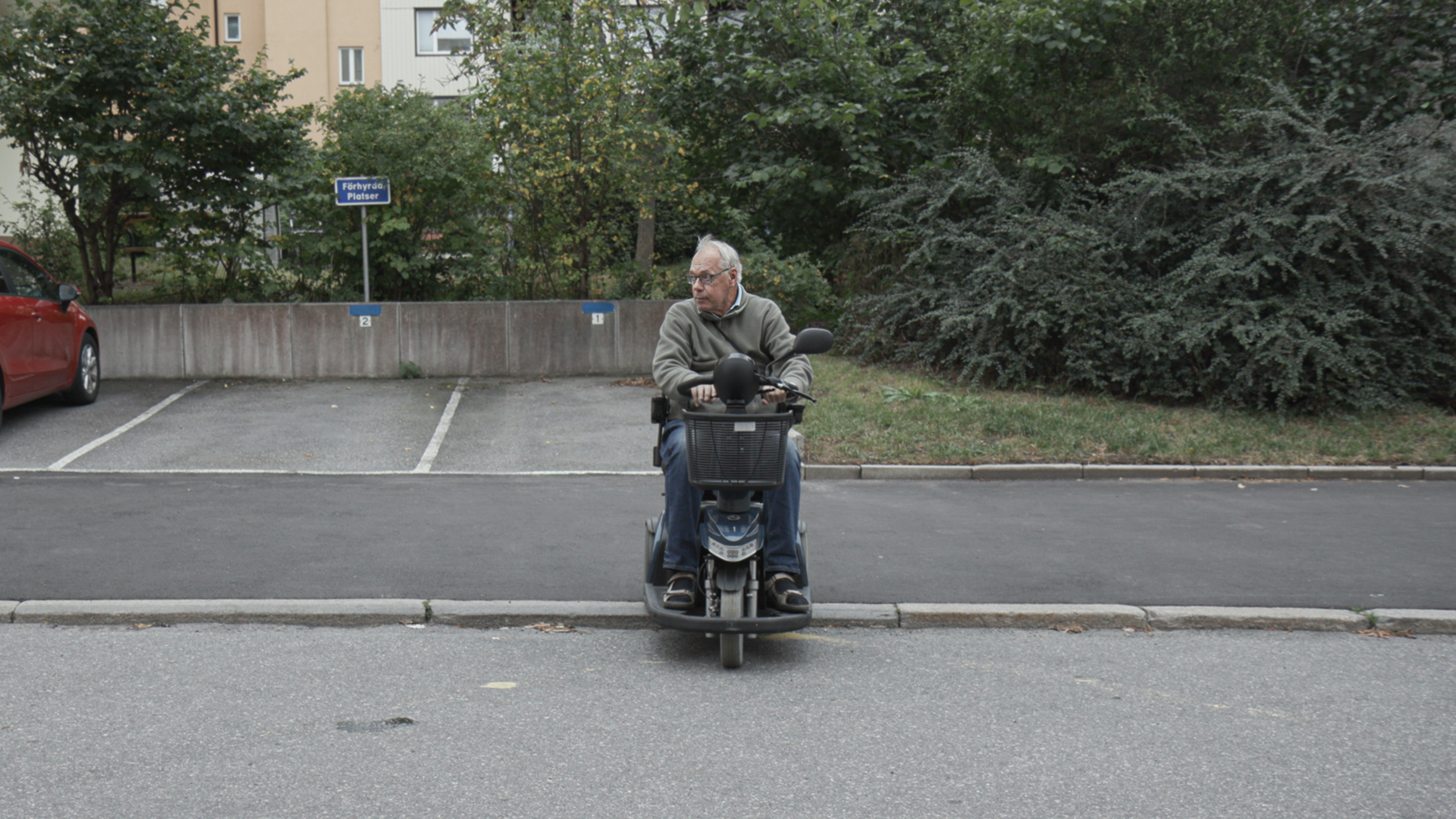 Folder Elrullstol i trafiken